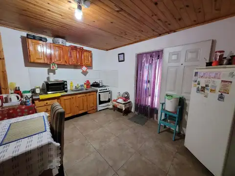 Casa 3 ambientes con 1 baño