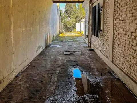 CASA EN SAN JUSTO-3 DORMITORIOS-JARDIN 113.000 USD