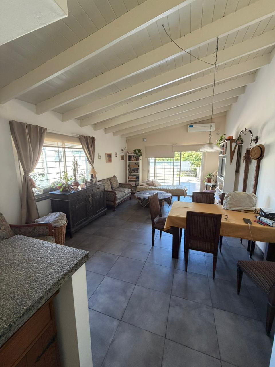 GRAN DEPTO 1 DORMITORIO+TERRAZA+QUINCHO