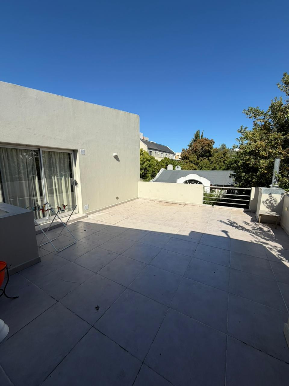 GRAN DEPTO 1 DORMITORIO+TERRAZA+QUINCHO