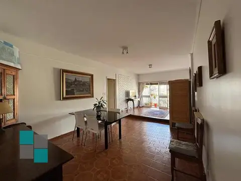 BARRIO NORTE VENTA 4 AMBIENTES +BALCÓN +DEPENDENCIA +BAULERA