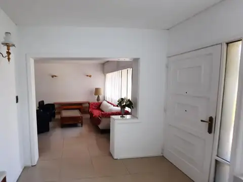 Casa en Alquiler de 4 dormitorios