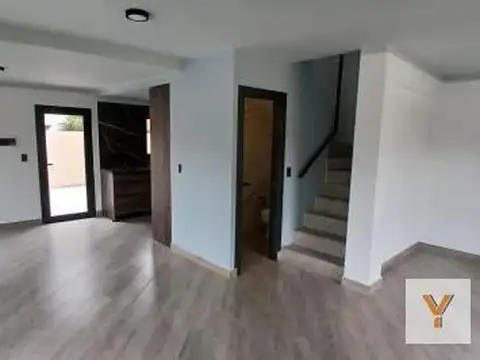 Casa en venta - 3 Dormitorios 3 Baños - Mar del Plata