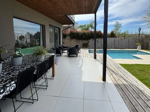 Casa - Vila Marina II