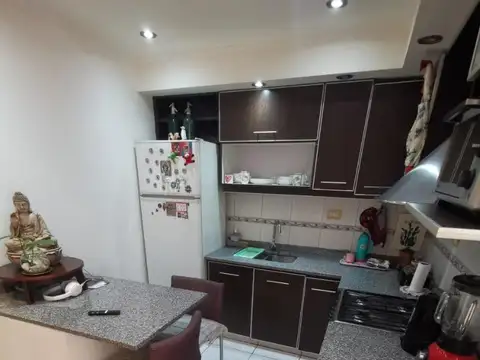 Depto Tipo Casa en Venta 70 años