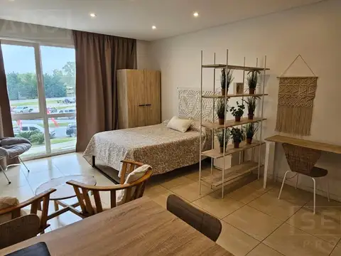 Departamento en Alquiler de Monoambiente