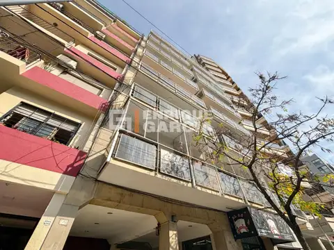 VENTA 4 AMBIENTES FRENTE BALCÓN PATIO ESPACIO GUARDACOCHE