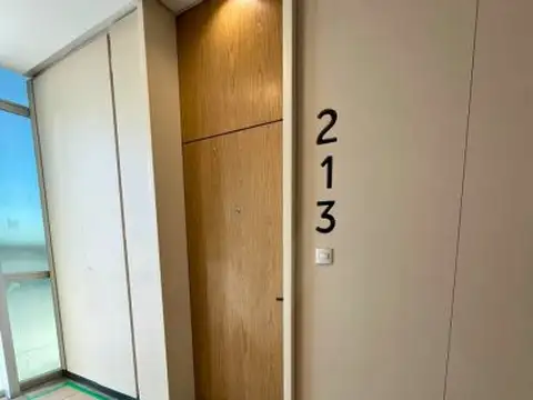 "Oficina en Venta en el Polo de Hudson: Oportunidad Única para Inversores"