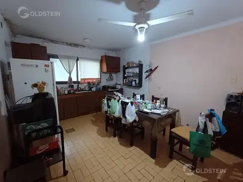 Depto Tipo Casa en Venta 70 años