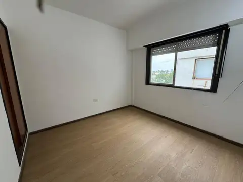 2 AMBIENTES COCINA SEPARADA.