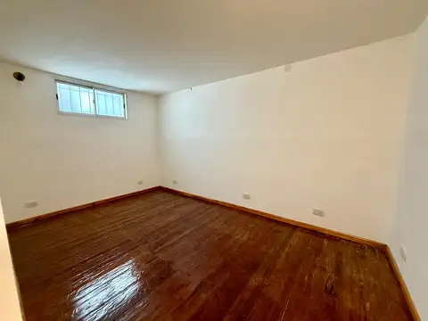 Depto Tipo Casa en Alquiler de 1 dormitorio