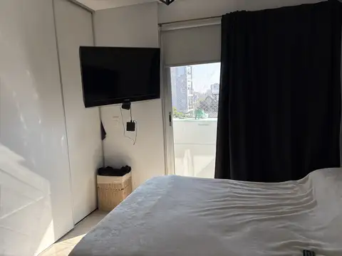 Excelente 3 ambientes al frente con 2 balcones, súper luminoso