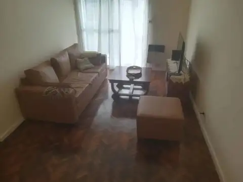 Honduras 3800, Piso 7