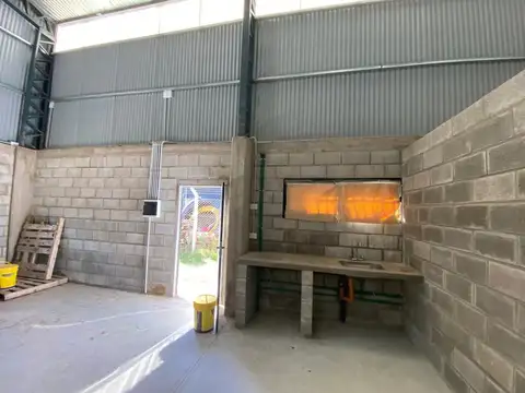 VENTA GALPON ZONA COMERCIAL/INDUSTRIAL OSTENDE