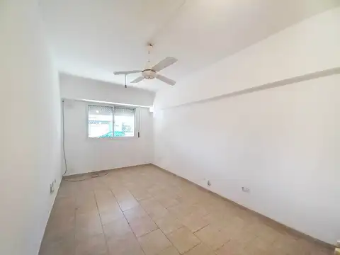 Urquiza 2900, Piso 00