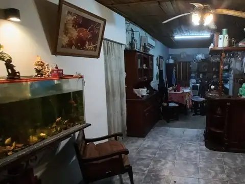 Casa 6 ambientes con 3 baños