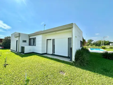 Casa en Venta en Puerto Tirol, USD 62.000