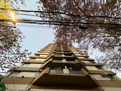 Avenida Regimiento De Patricios 1600, Piso 2