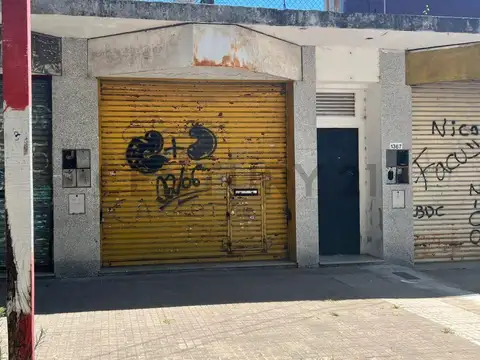 Propiedad para Inversión: Locales+Departamento