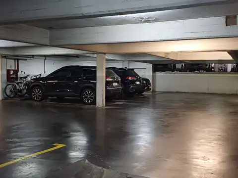 Cochera en venta en Av. Cordoba al 2800 Barrio Norte CABA