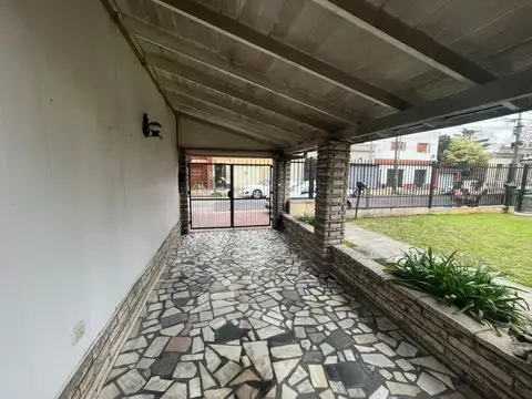 Depto Tipo Casa en Venta en San Andres, USD 180.000