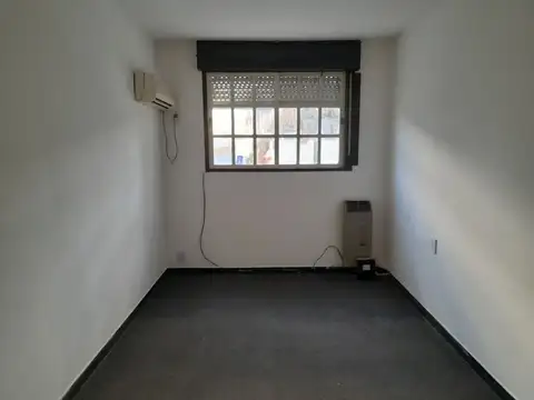 Depto Tipo Casa en Venta en La Plata, USD 62.000