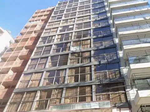 Avenida Corrientes e/ Avenida Callao y Riobamba