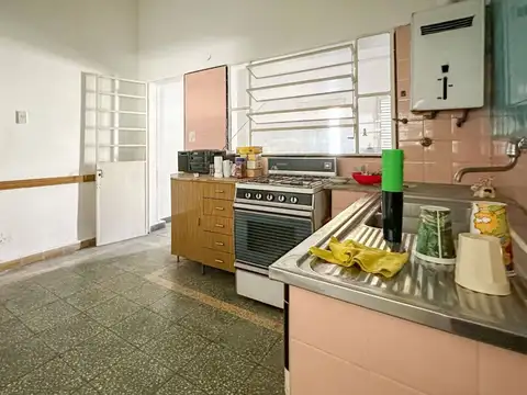 Casa 4 ambientes con 1 baño