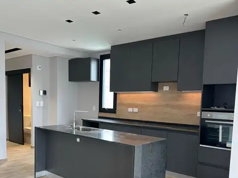 Ed. SM 161  de 3 dormitorios Barrio Camba Cua