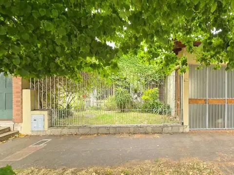 CASA EN VENTA 5 AMBIENTES APTA CREDITO  TEMPERLEY
