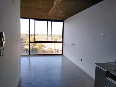 Hipolito Yrigoyen  al 300