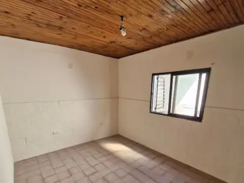 Depto Tipo Casa en Venta 68 años