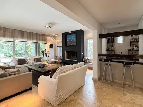 Casa en Venta en Ayres De Pilar, USD 650.000