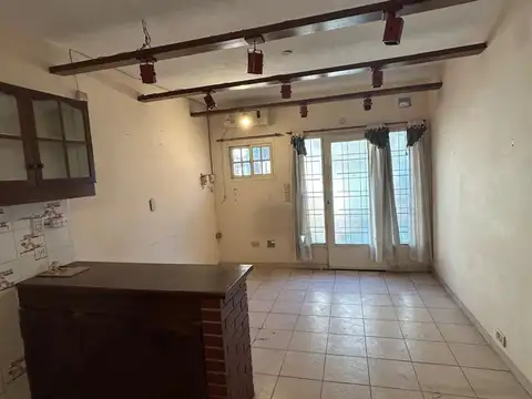 Depto Tipo Casa en Venta 41 años