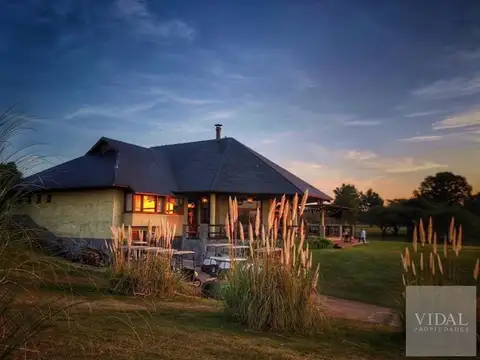 Lote en venta en Carmelo Golf al 100