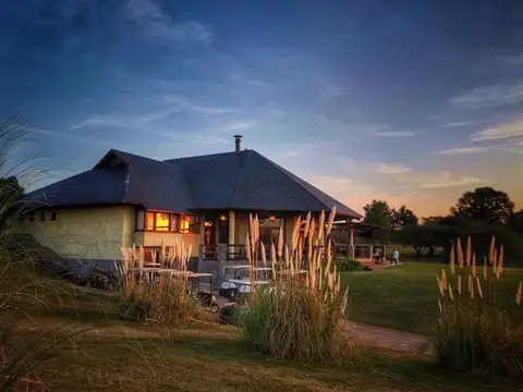 Lote en venta en Carmelo Golf al 100