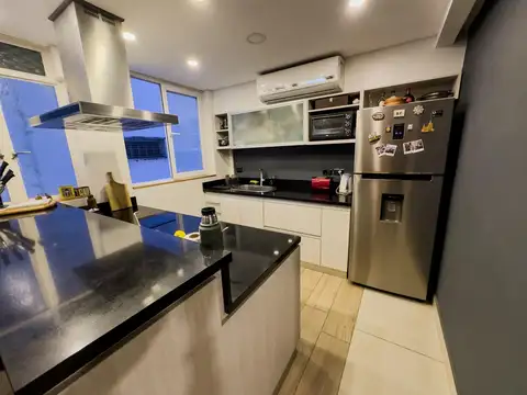Departamento 4 ambientes con 2 baños