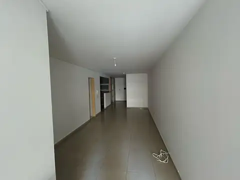 alquilo depto dos dorm. con balcon. obispo oro 444