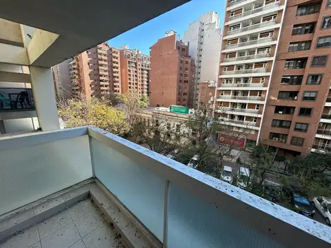 alquilo depto dos dorm. con balcon. obispo oro 444