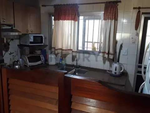 Departamento en Alquiler de 6 ambientes