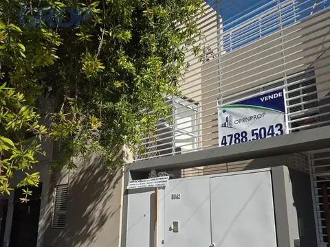 Venta PH 4 ambientes, suite, patio, terraza, excelente, frente. sin expensas. Villa Pueyrredon,