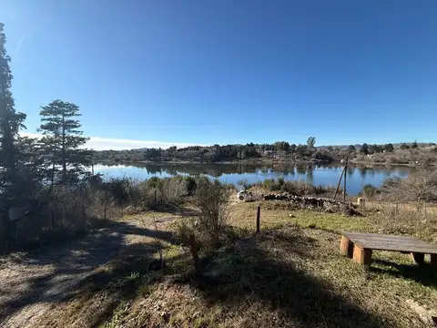 Venta casa frente al lago potrero de garay