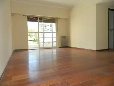 Alquiler departamento de 2 ambientes en flores