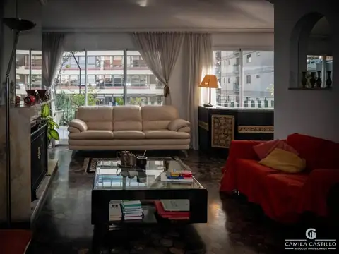 Departamento dúplex 6 ambientes con cochera en Belgrano, impecable apto crédito