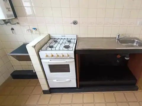 Venta 2 Amb de 38m2 - Monte Castro