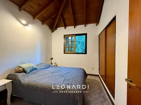 Casa 3 ambientes con 2 baños