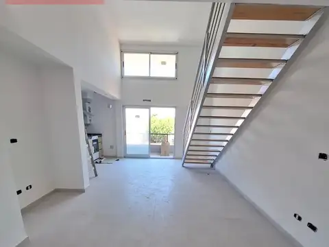 HERMOSO DEPTO. 2 AMBIENTES EN DUPLEX A ESTRENAR - OLIVOS