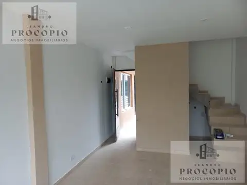 Dúplex en alquiler en Castelar (sin depósito)