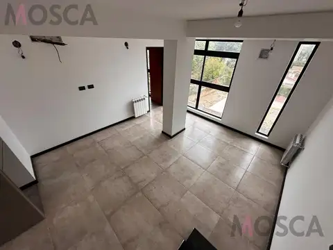 Departamento con terraza a estrenar en venta, Moreno centro