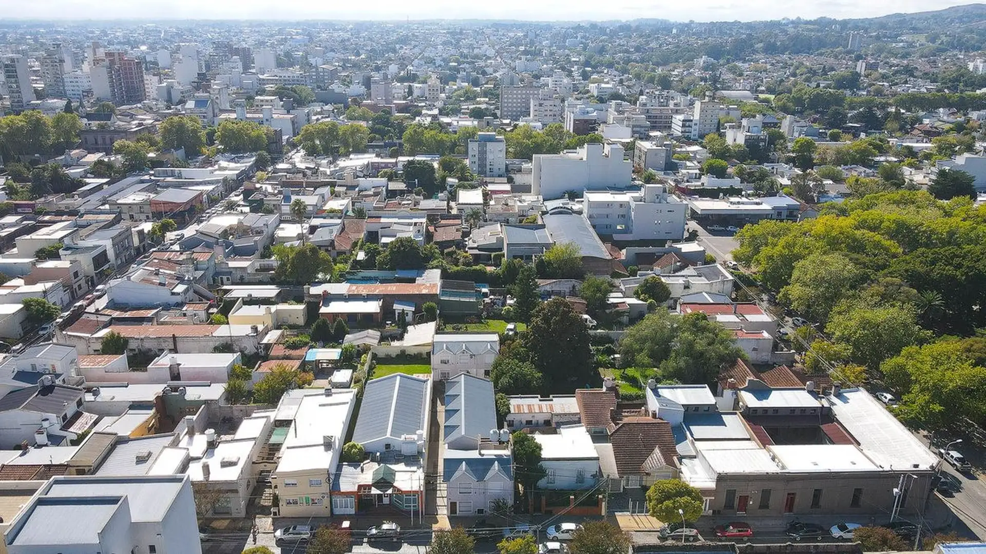 VENTA DEPTO. CENTRICO EN COMPLEJO 1 DOR-DUPLEX